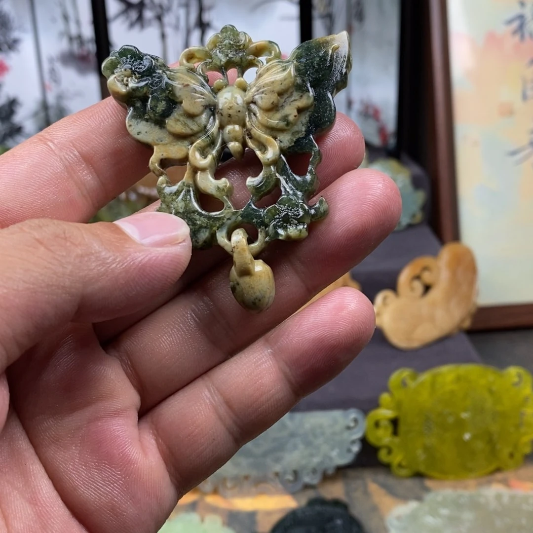 蛇纹石玉未镶嵌吊坠(不含链)