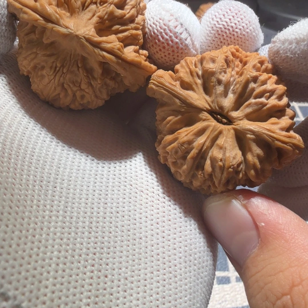 文玩核桃把件南疆
