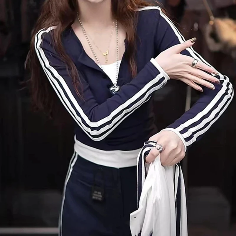 美式复古三条杠长袖T恤女士2025春季小众设计感时尚气质独特上衣