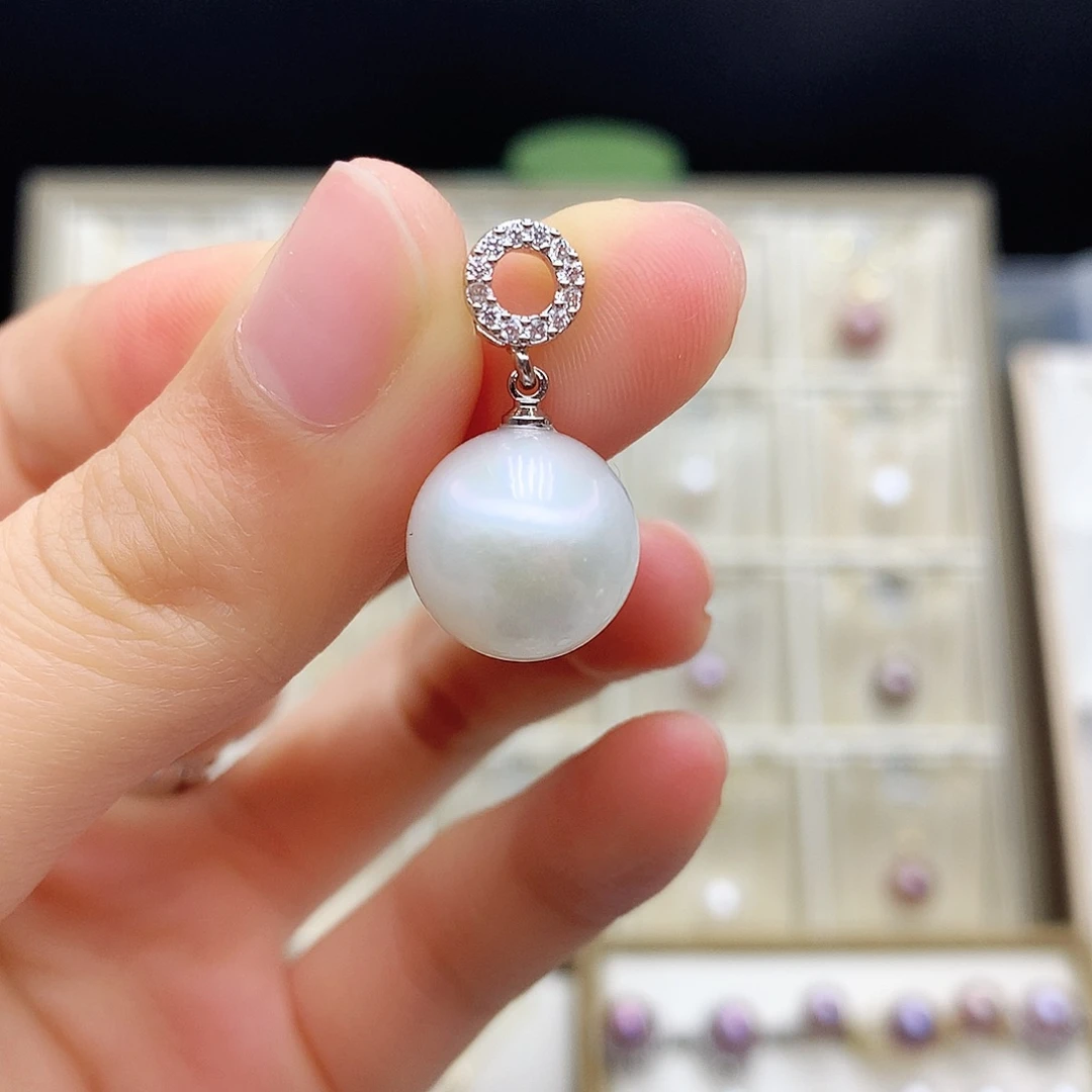 淡水珍珠颈饰合金