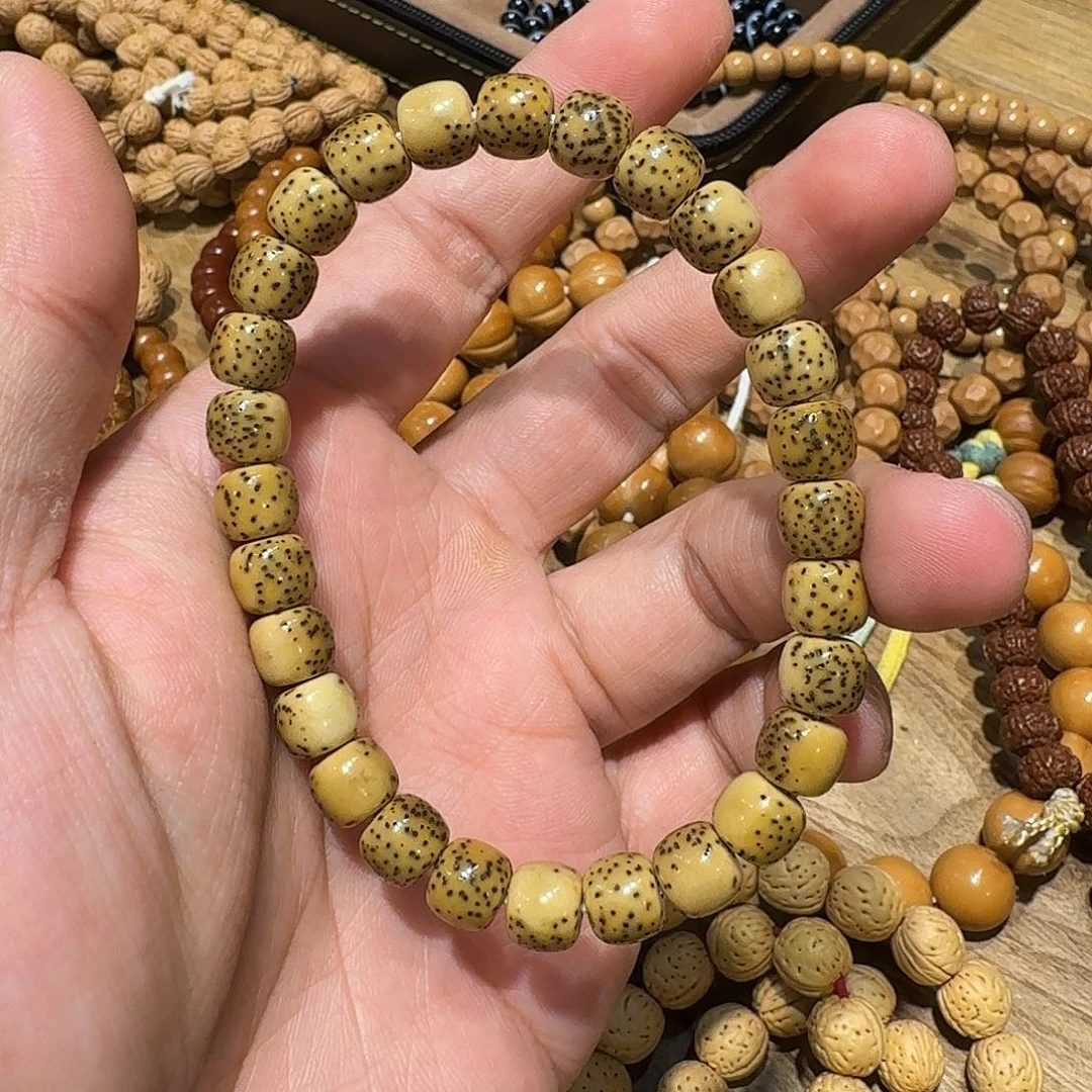 星月菩提吊坠河豚