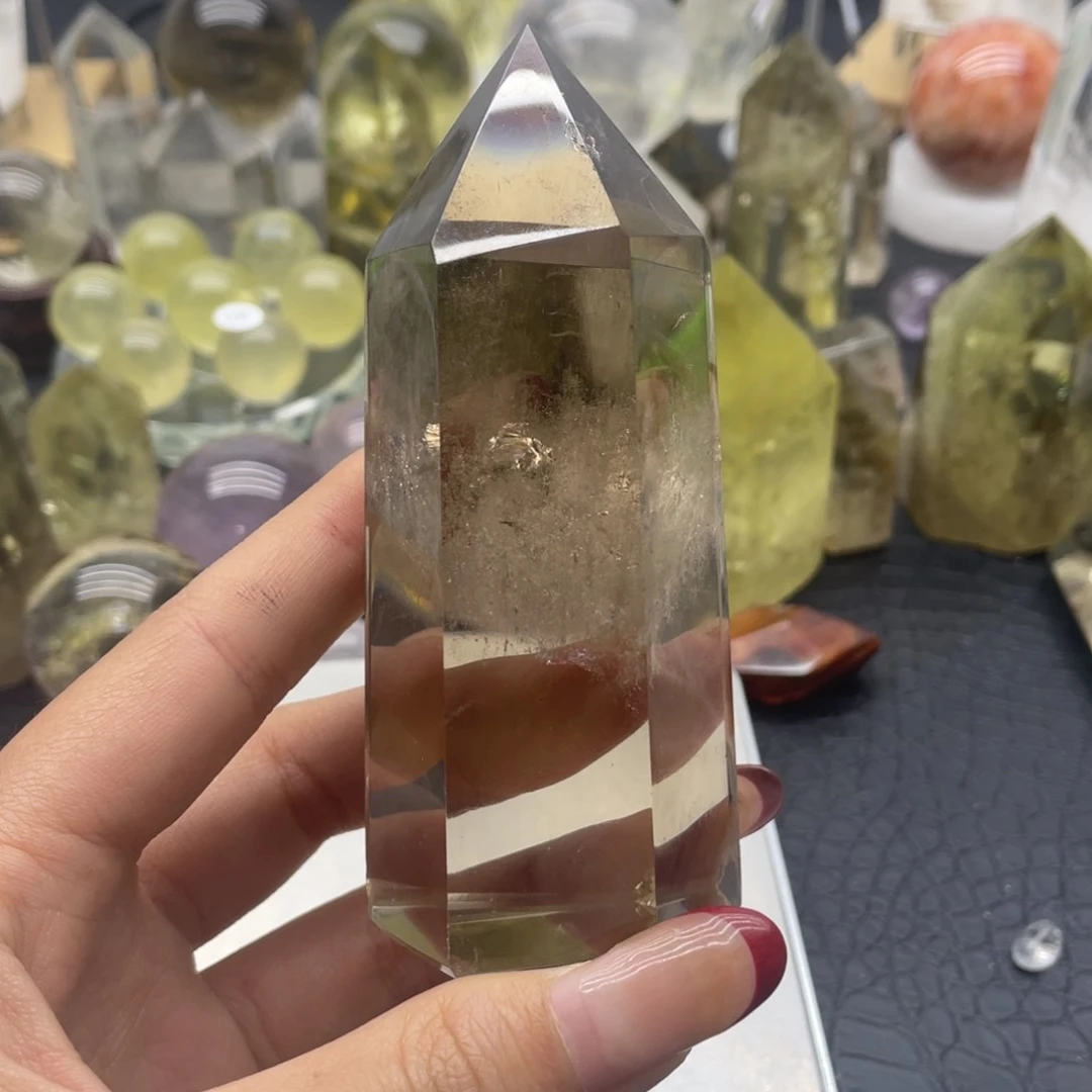 水晶50未镶嵌听**挥茶水晶柱