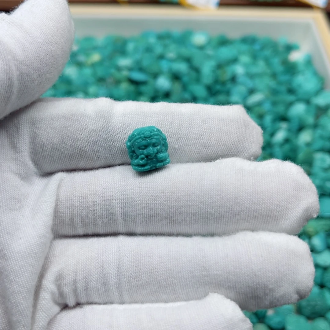 绿松石未镶嵌挂件