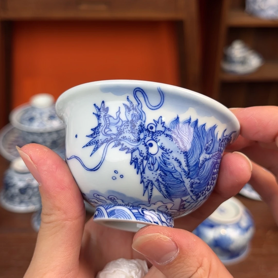 瓷片鱼化龙小压手杯