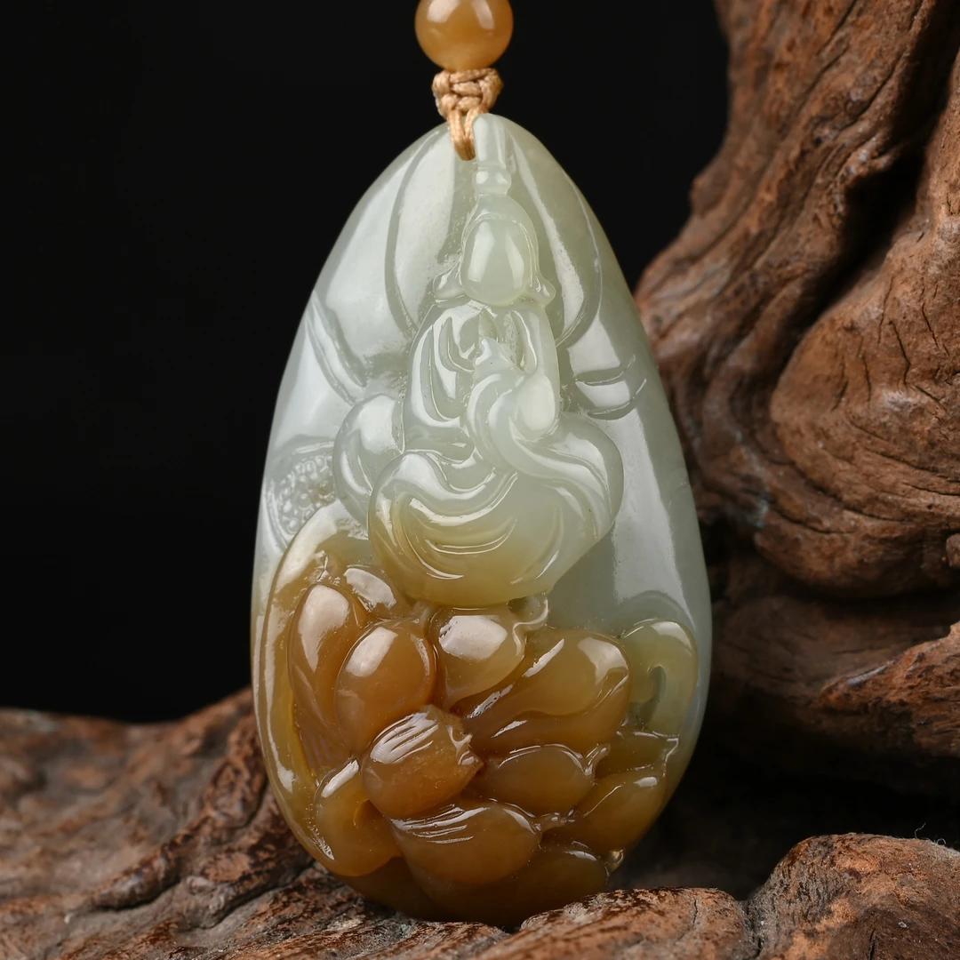 天然和田玉俏色花开见佛吊坠且末糖玉石项链挂件花开富贵玉坠