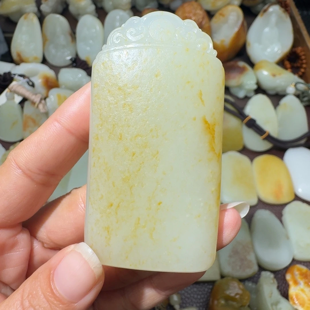 和田玉未镶嵌吊坠(不含链)