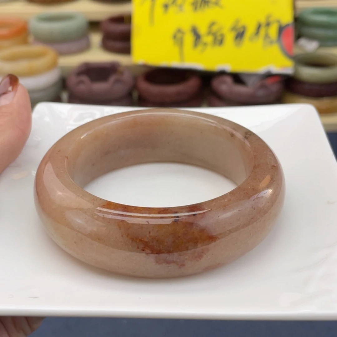 【闪购商品】石英质玉手镯未镶嵌