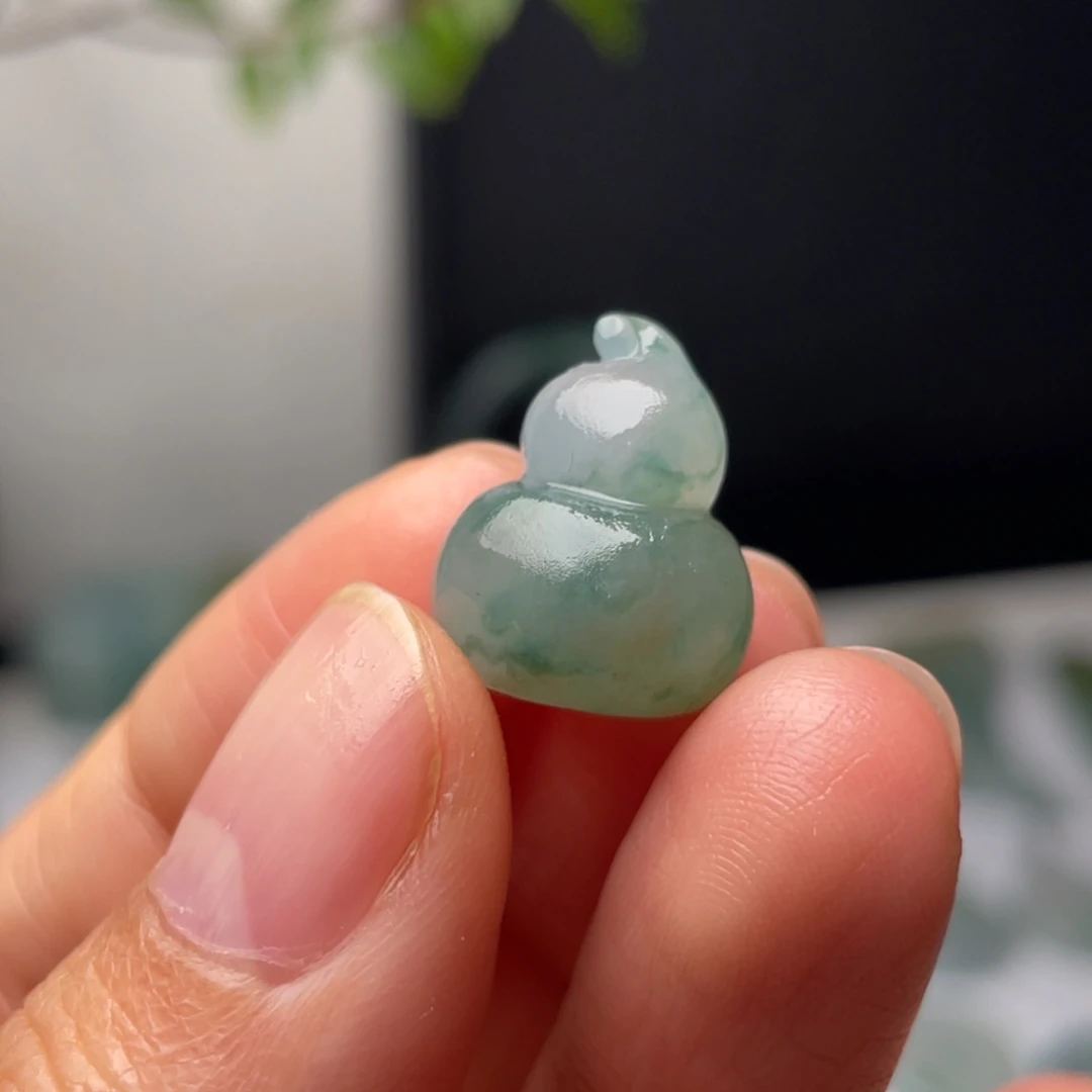 定制翡翠未镶嵌天然翡翠