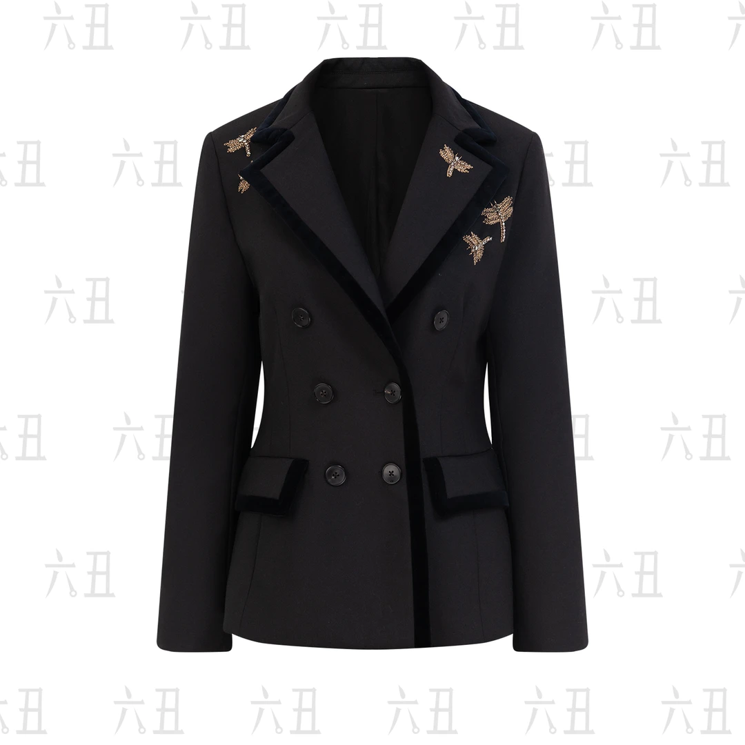 【六丑】新款高级高级感气质蜻蜓钉珠黑色西装外套409AWT0095