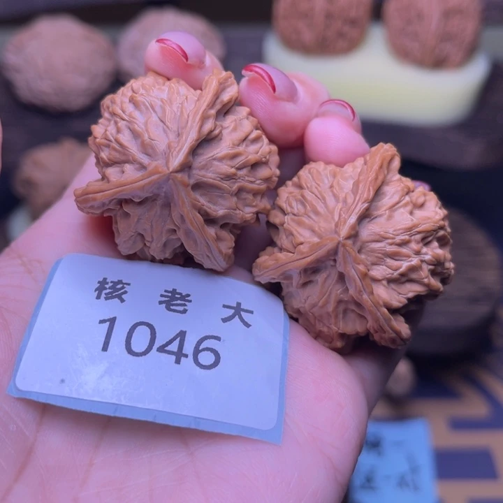 把件文玩核桃盘山三棱38.1046
