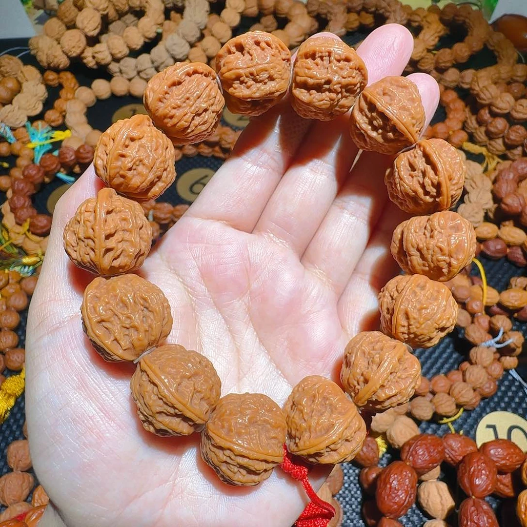 文玩核桃吊坠方蝉