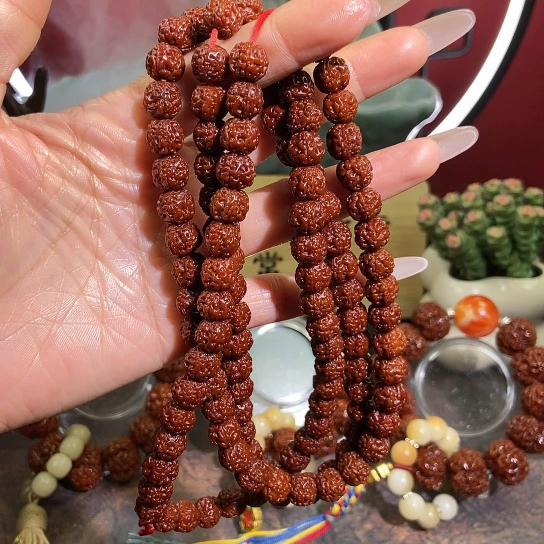 金刚菩提吊坠108颗。             