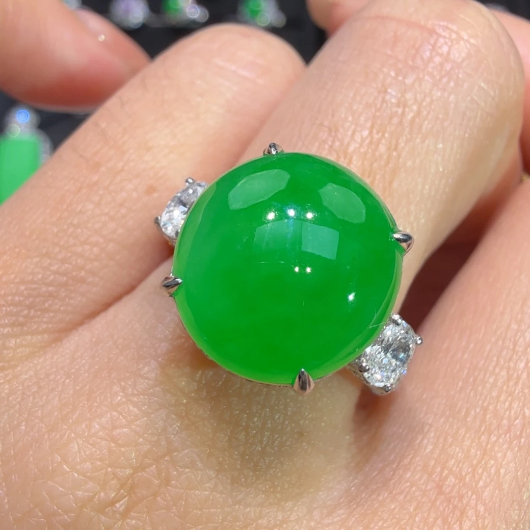 翡翠18K金镶嵌戒指收到货48小时鉴赏期