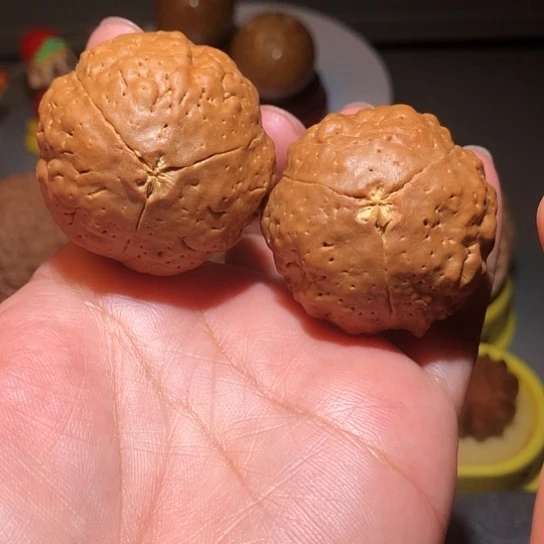 文玩核桃把件龙眼金刚菩提