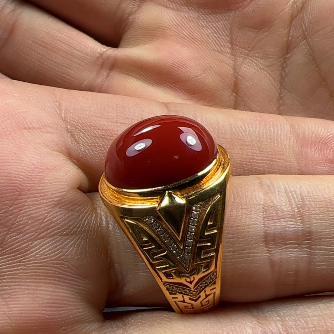 南红玛瑙戒指18K金镶嵌小*九
