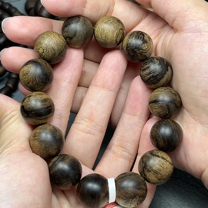 手串沉香艾*安白棋虎皮留疤1.6