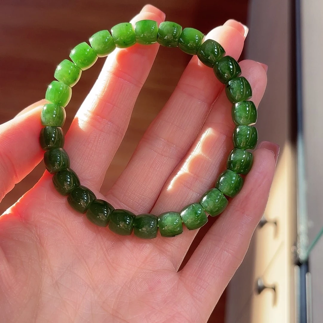 和田玉手串未镶嵌俄碧玉卡7.8