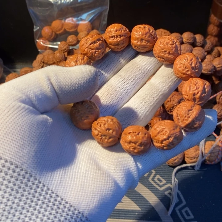 文玩核桃手串……87