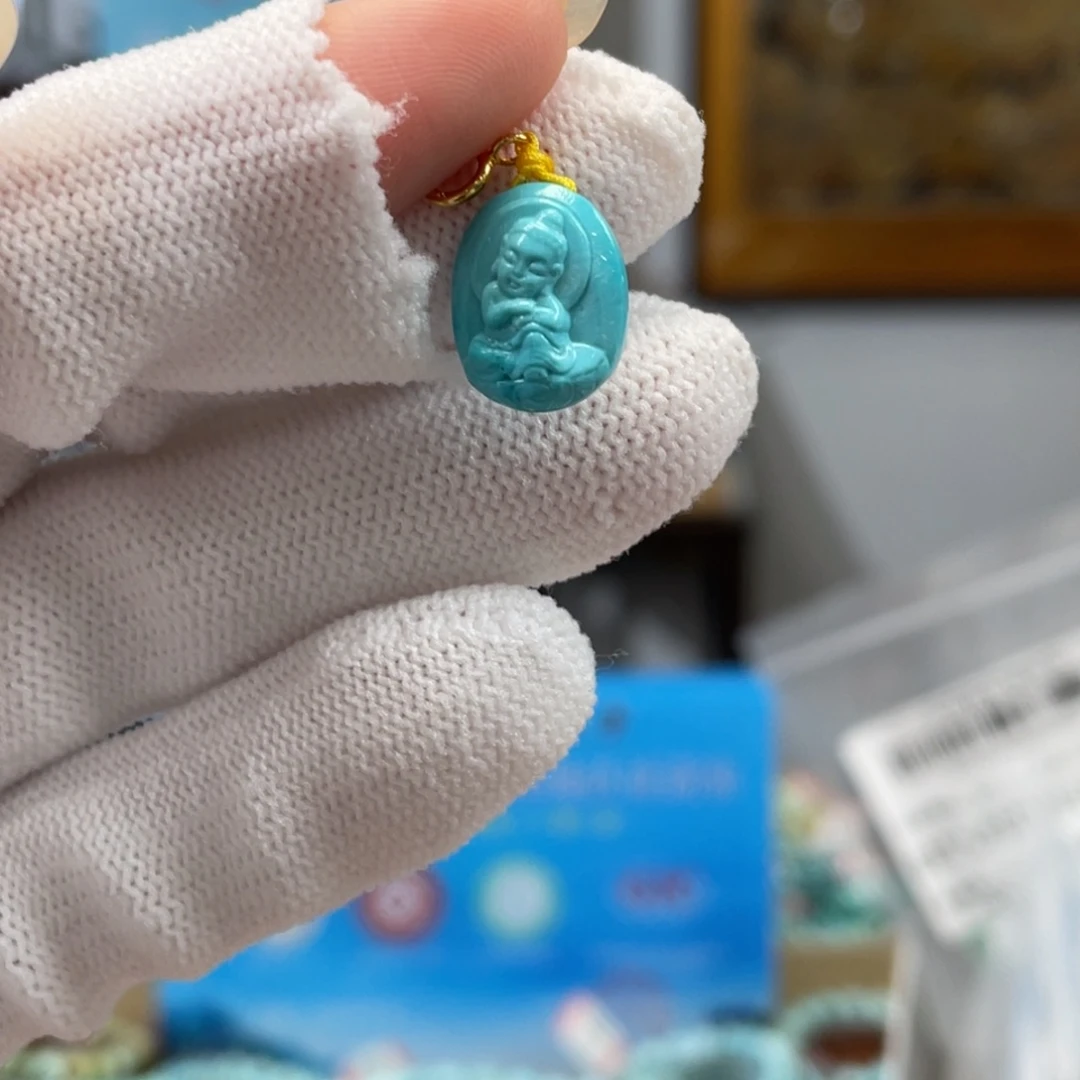 绿松石未镶嵌挂件