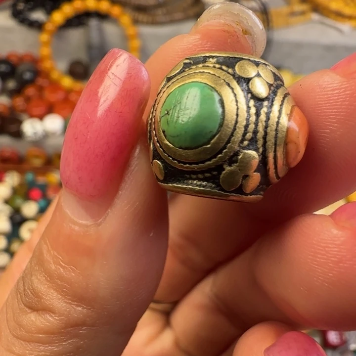 琉璃/树脂/塑料类