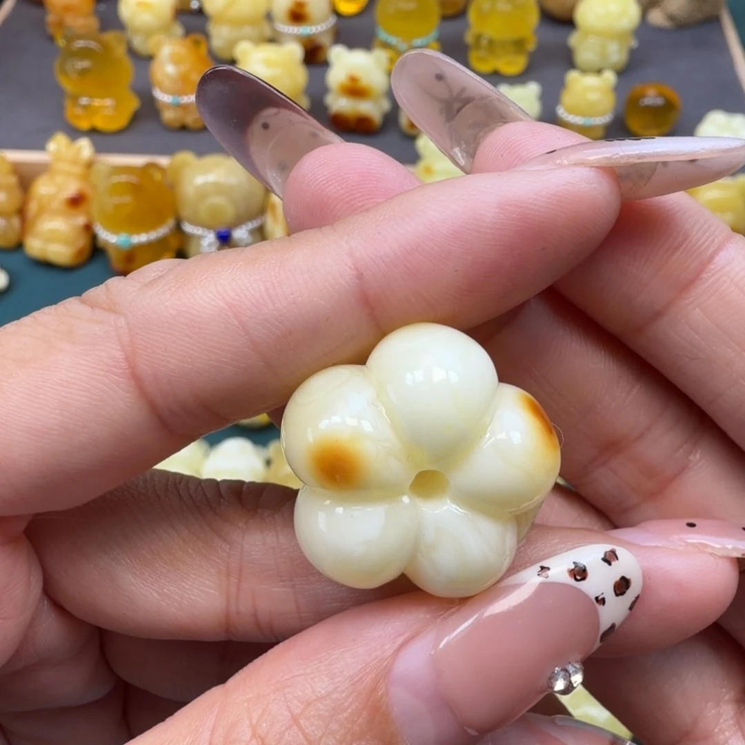 琥珀未镶嵌裸石蜜蜡