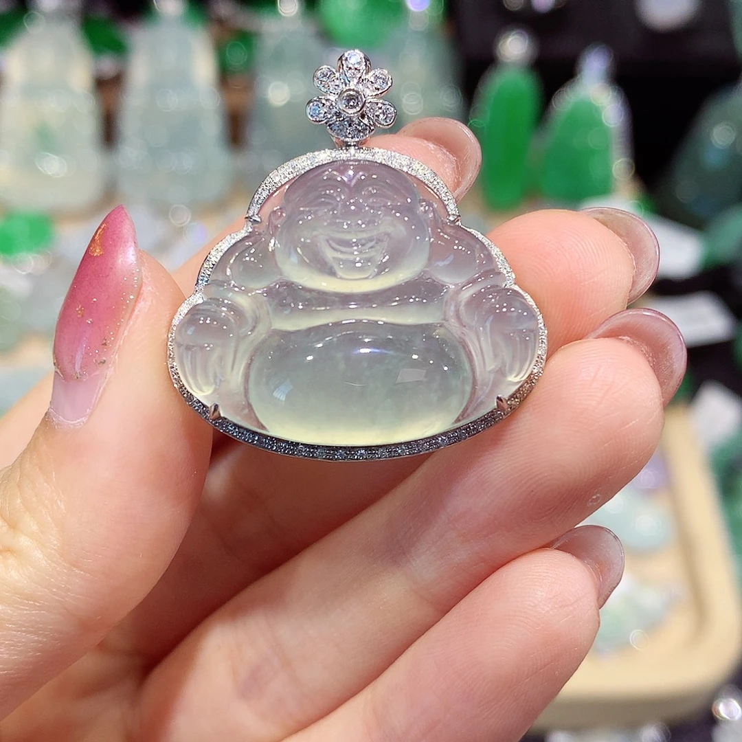 颈饰18K金镶嵌翡翠佛