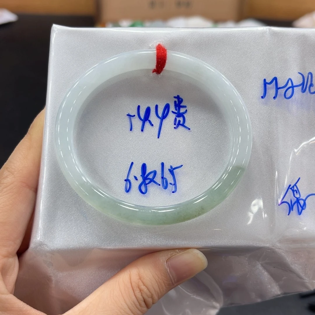 未镶嵌手镯翡翠翡翠