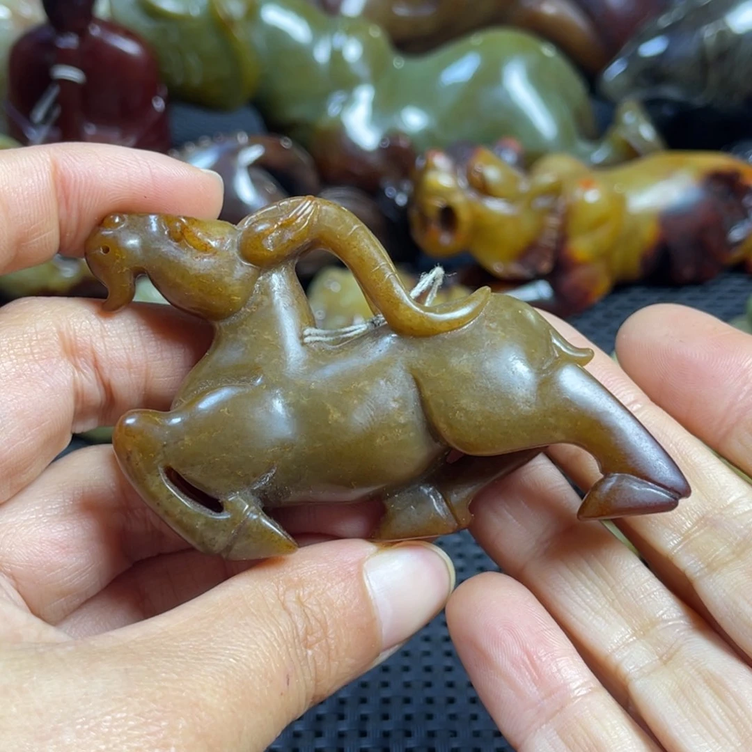 和田玉挂件未镶嵌