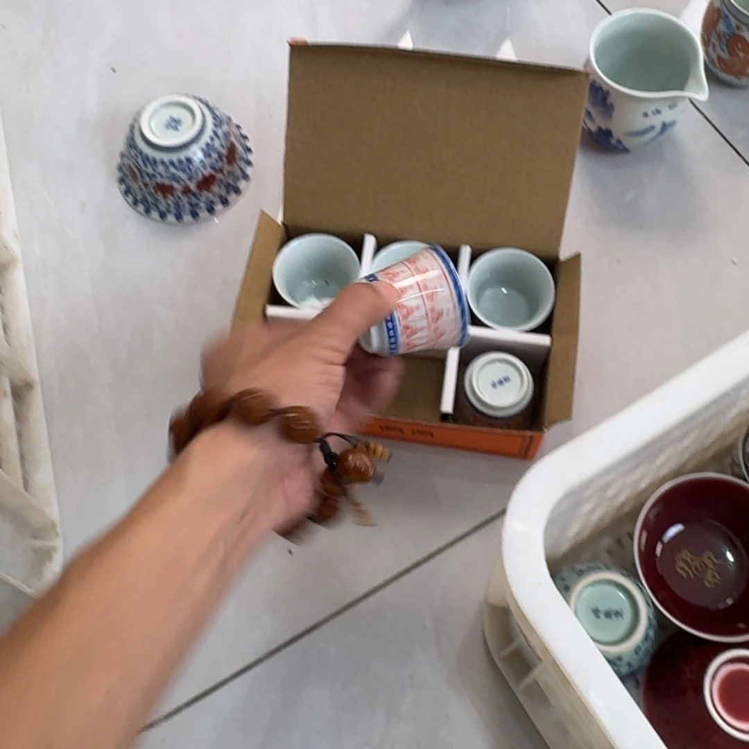 人***婷杯景德镇千佛小客杯两盒