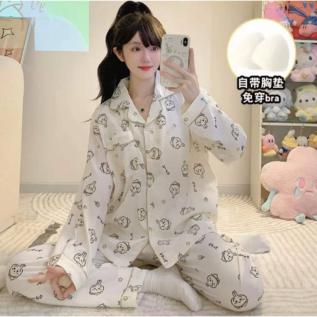 115-春秋新款开衫白色满印乌萨奇长袖长裤带胸垫套装