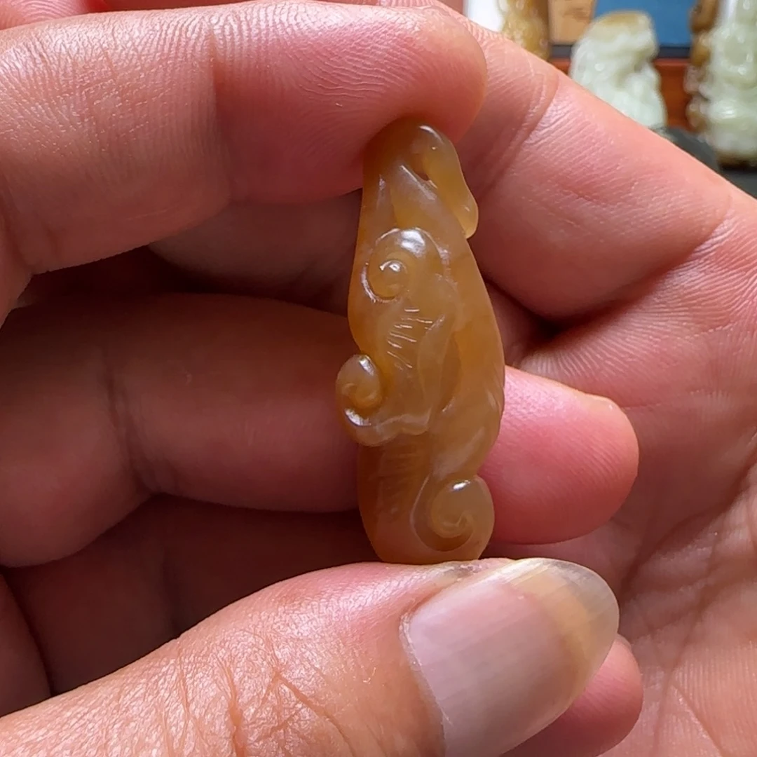 和田玉未镶嵌颈饰熊*