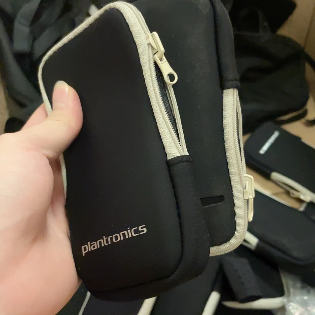 手拿包手拿包发两个