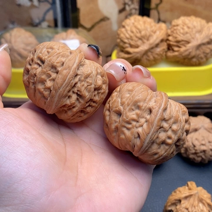 把件文玩核桃495平谷元宝43全品