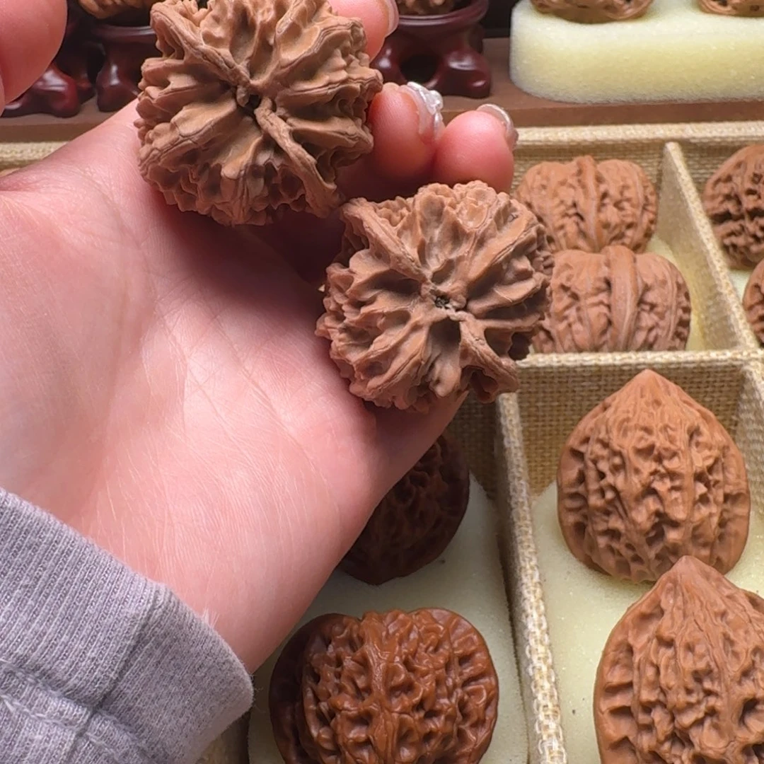 文玩核桃吊坠40苹果园