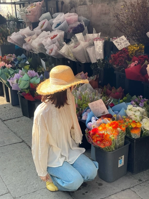 「大昕·小花梨下」2025春季新款小衫