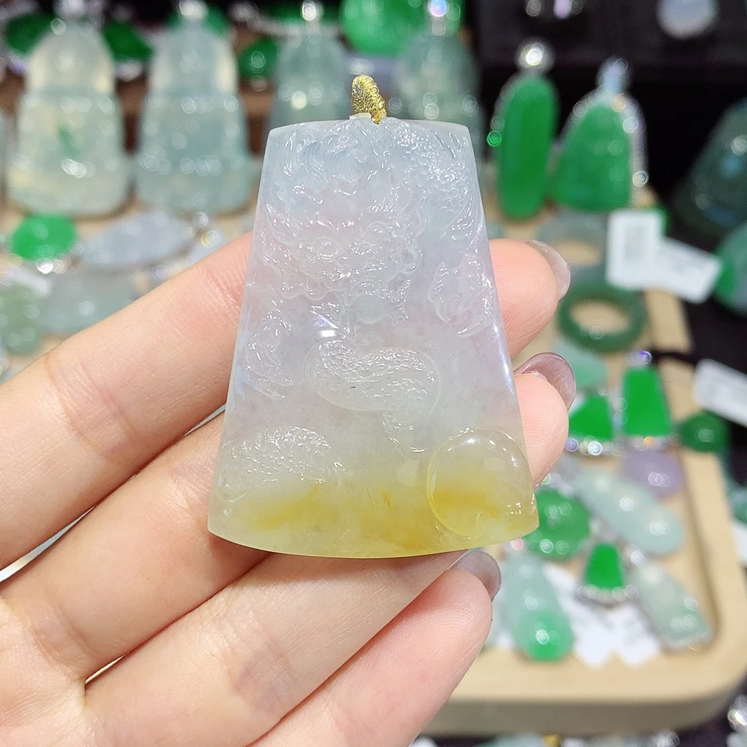颈饰未镶嵌翡翠龙