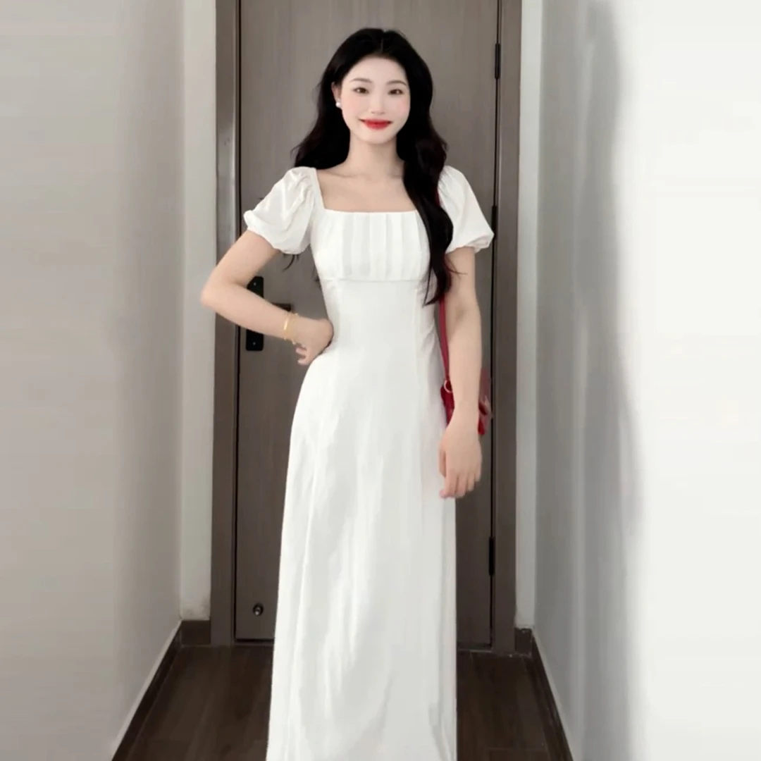法式气质感减龄白色方领收腰连衣裙子女夏季长裙2025新款穿搭4191