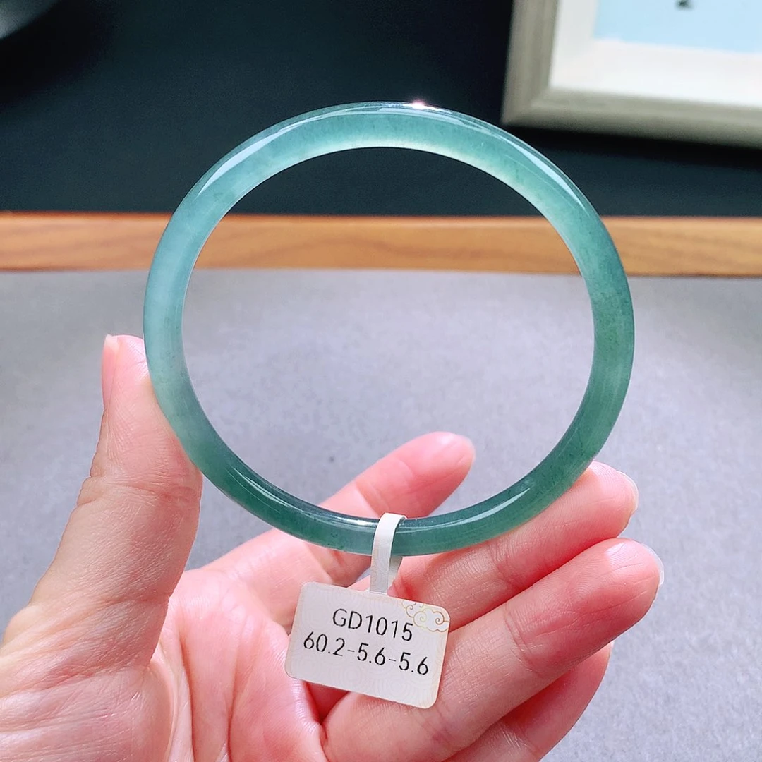 未镶嵌手镯翡翠天然翡翠手镯a货