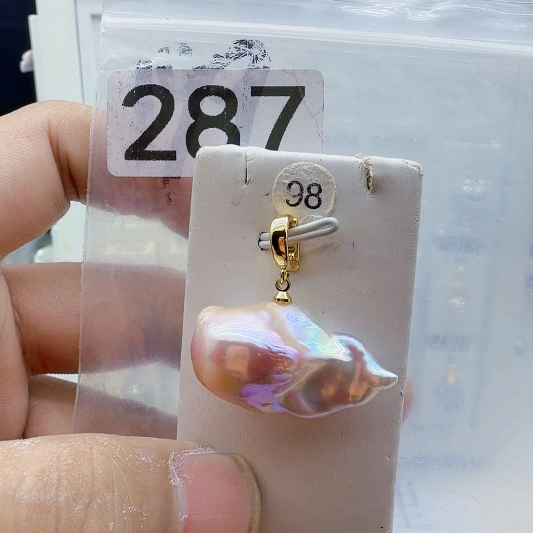 淡水珍珠合金颈饰