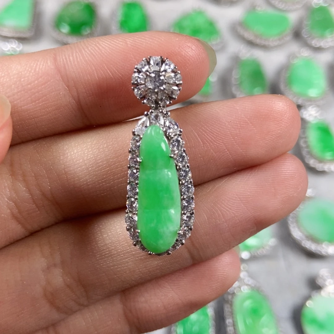 颈饰未镶嵌翡翠福豆