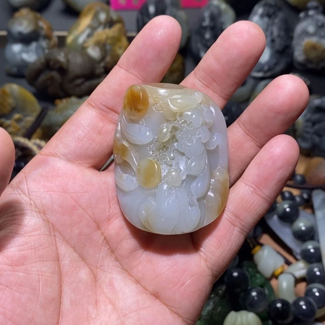 未镶嵌和田玉把件