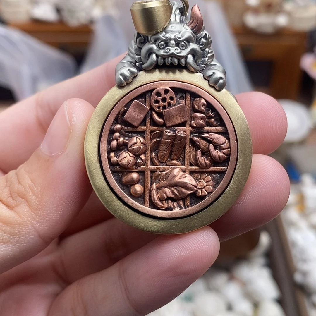 鹿骨把件c19铜锅贴