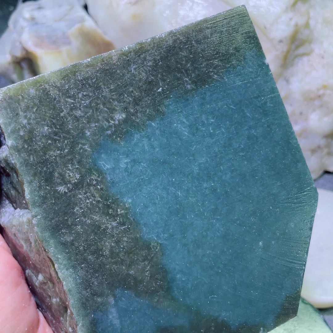 和田玉未镶嵌珠宝半成品