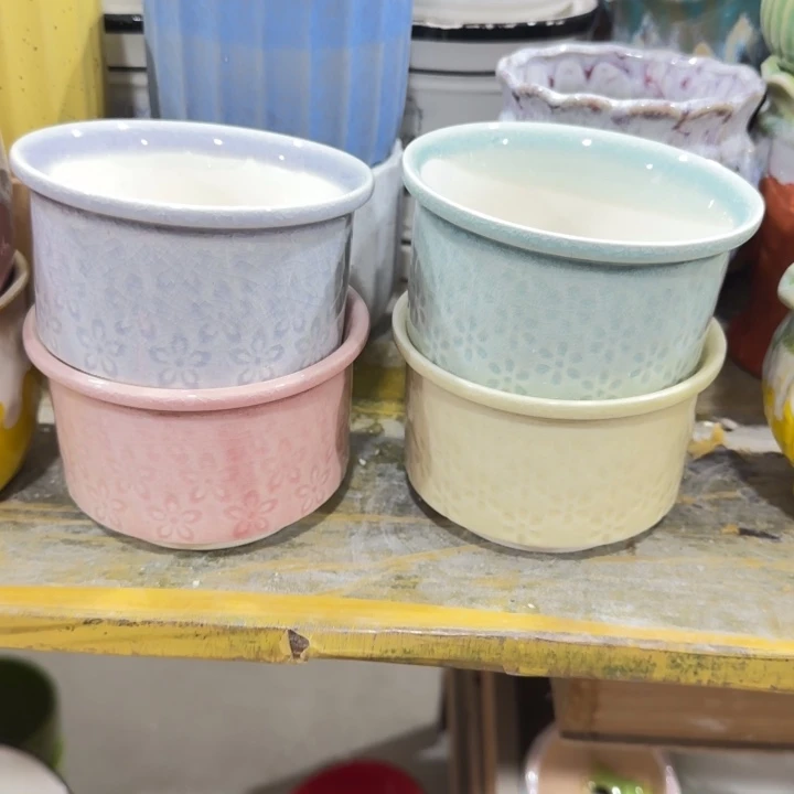 凑9块包邮，有孔，陶瓷花盆