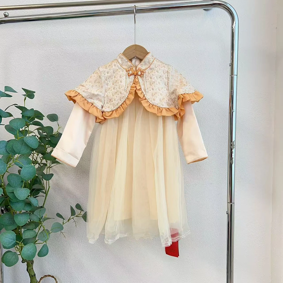 5635森米色连衣裙