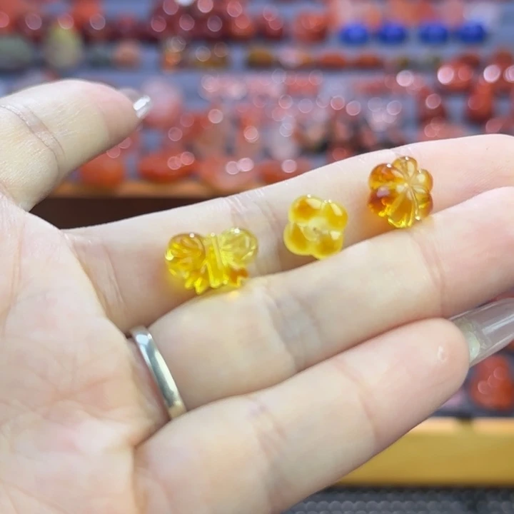 明***天南红玛瑙未镶嵌珠宝半成品组合