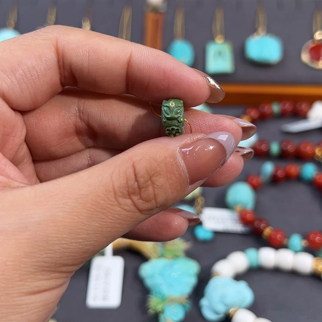 【闪购商品】未镶嵌绿松石把件凤九卡子