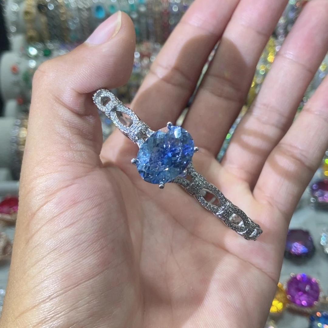 6锆石（处理）手镯
