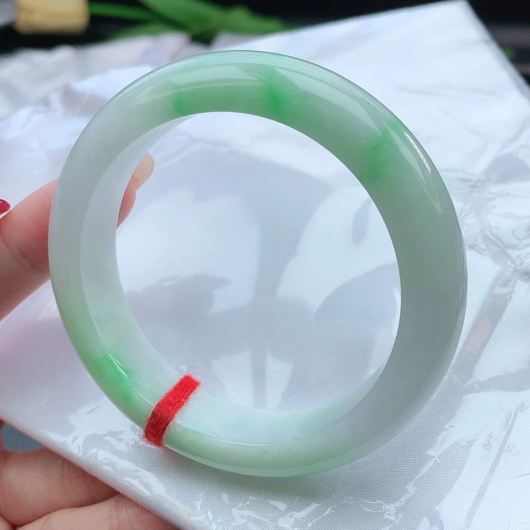 翡翠手镯未镶嵌57圈口380016