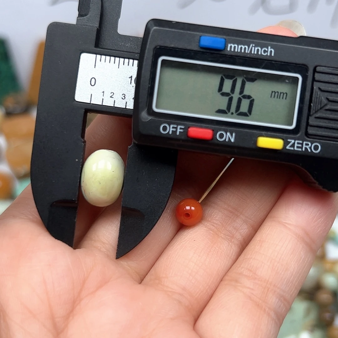 未镶嵌南红玛瑙珠宝奇石